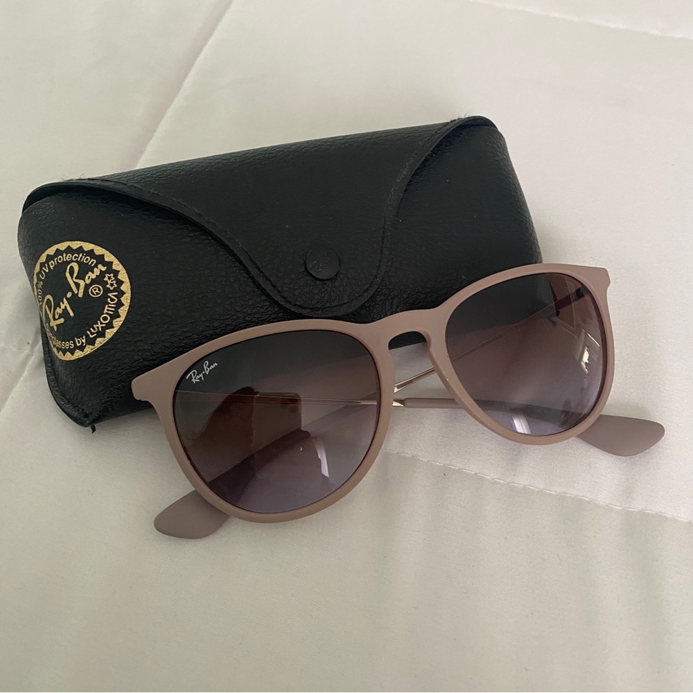 Ray Ban Erika Sunglasses in Taupe
